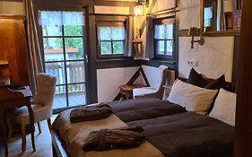 Hotel b&b altes hinterhäusel